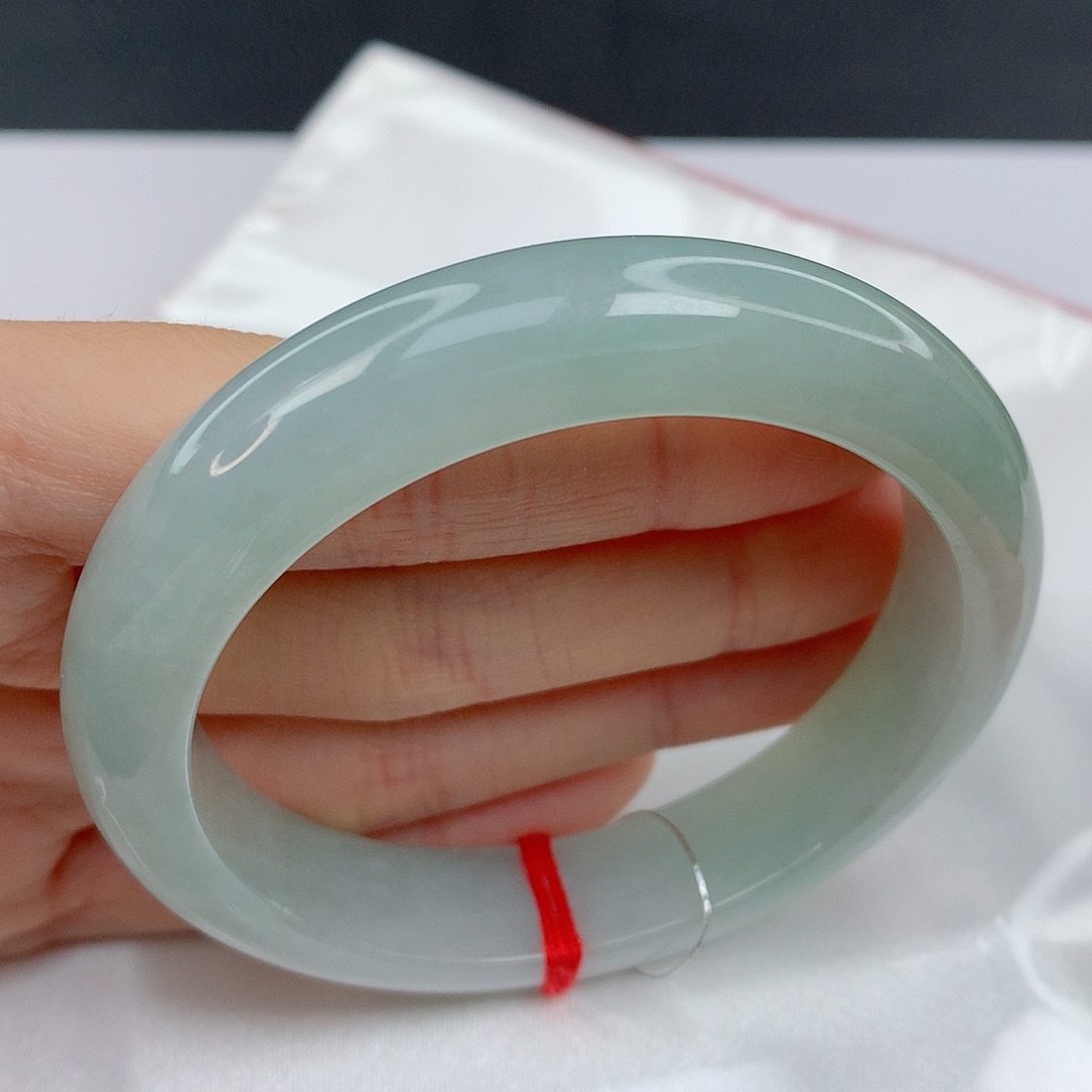 翡翠手镯未镶嵌56.1正圈晴绿种好完整