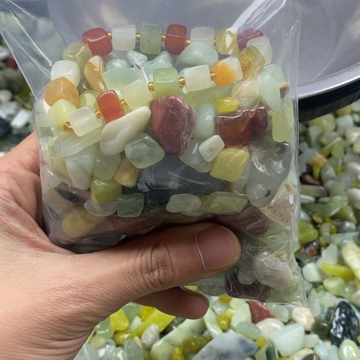 蛇纹石玉未镶嵌鱼缸石