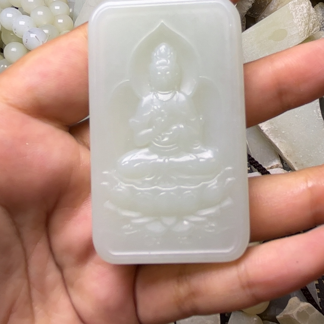 项链未镶嵌和田玉