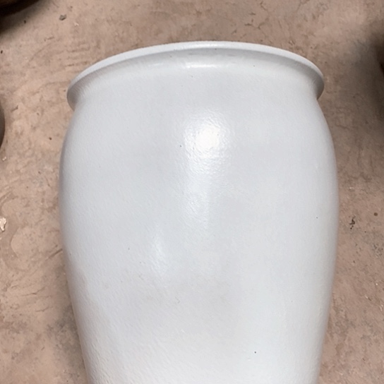 紫砂花盆口25高度31白色