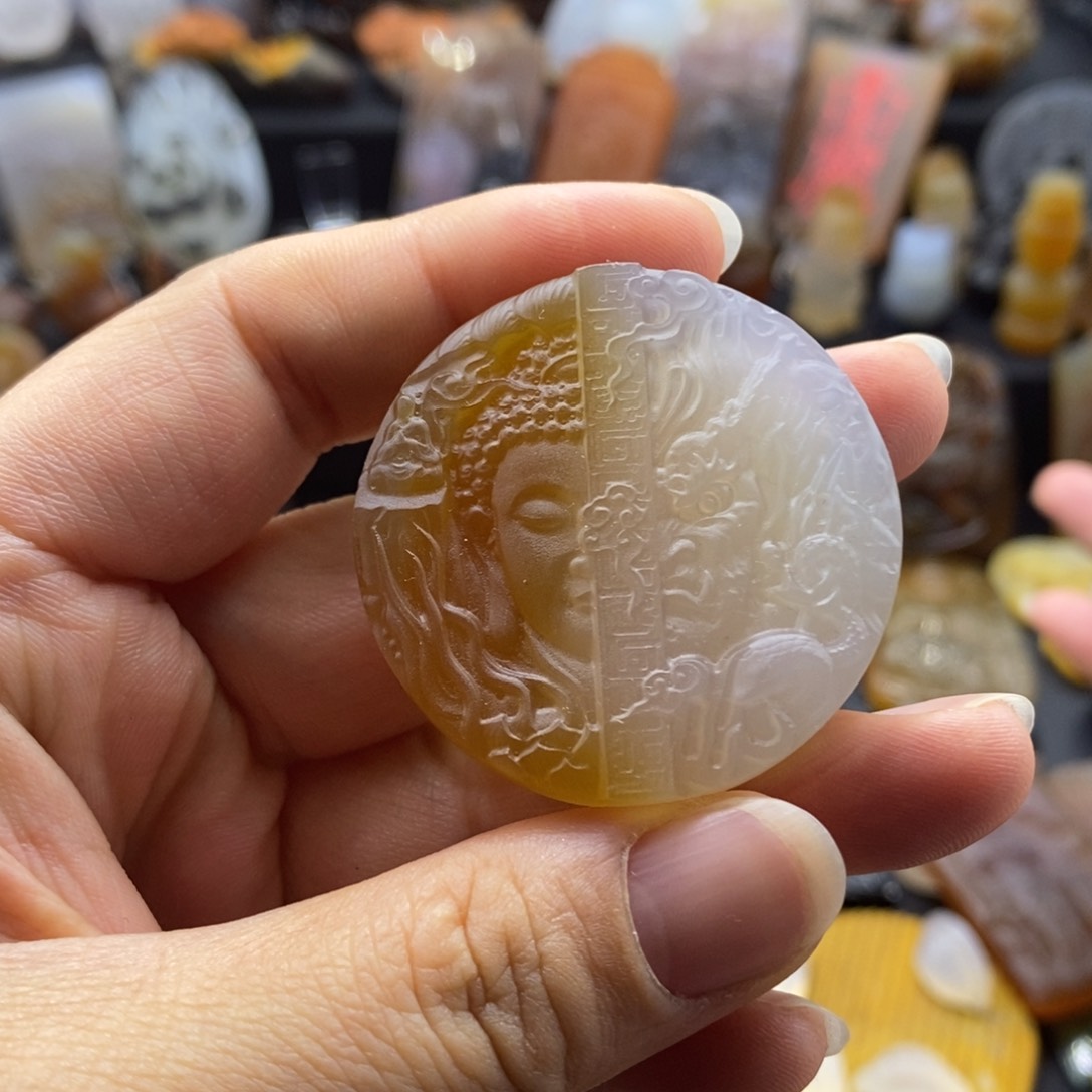 玛瑙/玉髓颈饰未镶嵌硬*邦