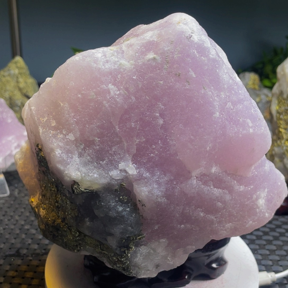 石材@****出金矿石天然原石摆件