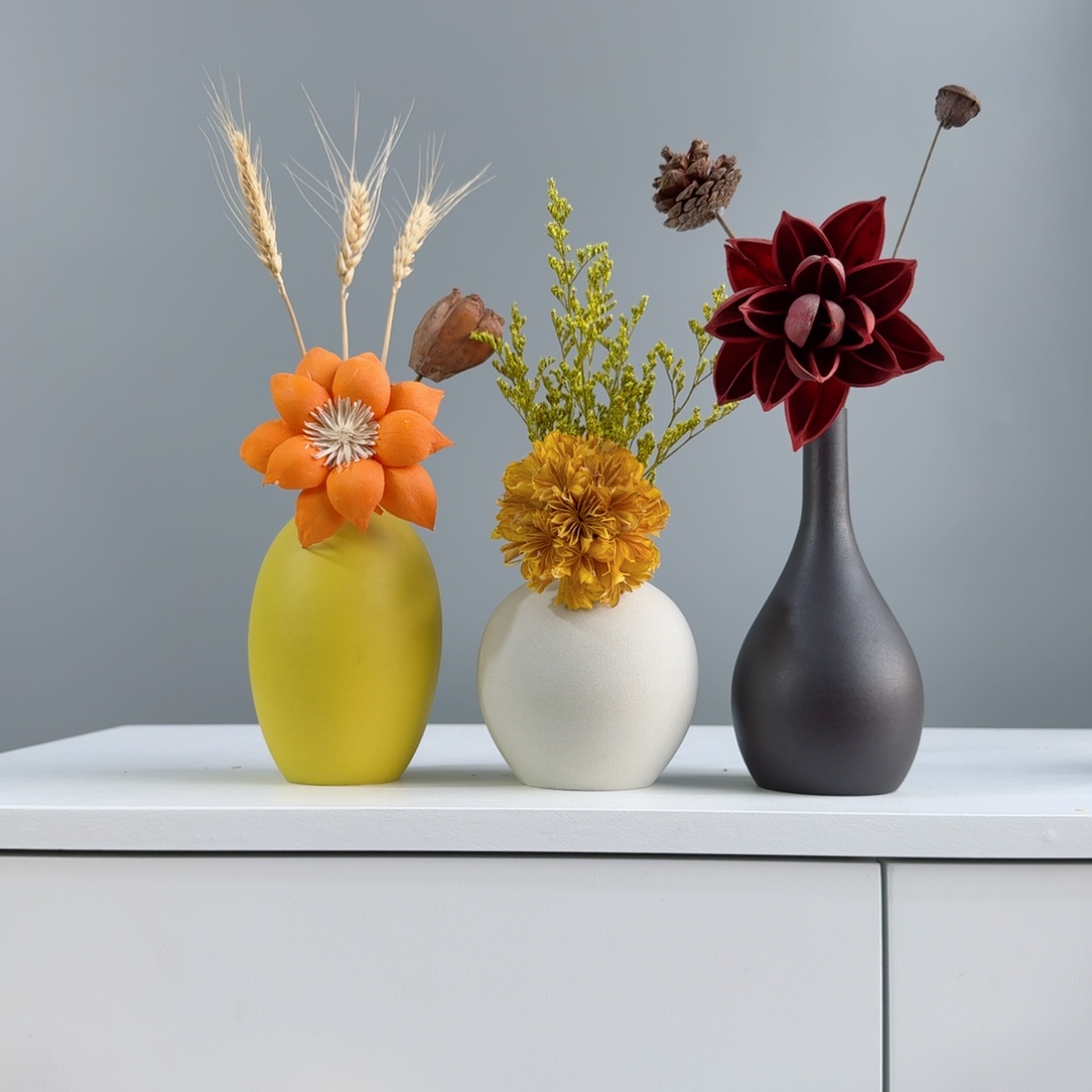 摆件陶瓷小花瓶摆件含花总高约20-30cm