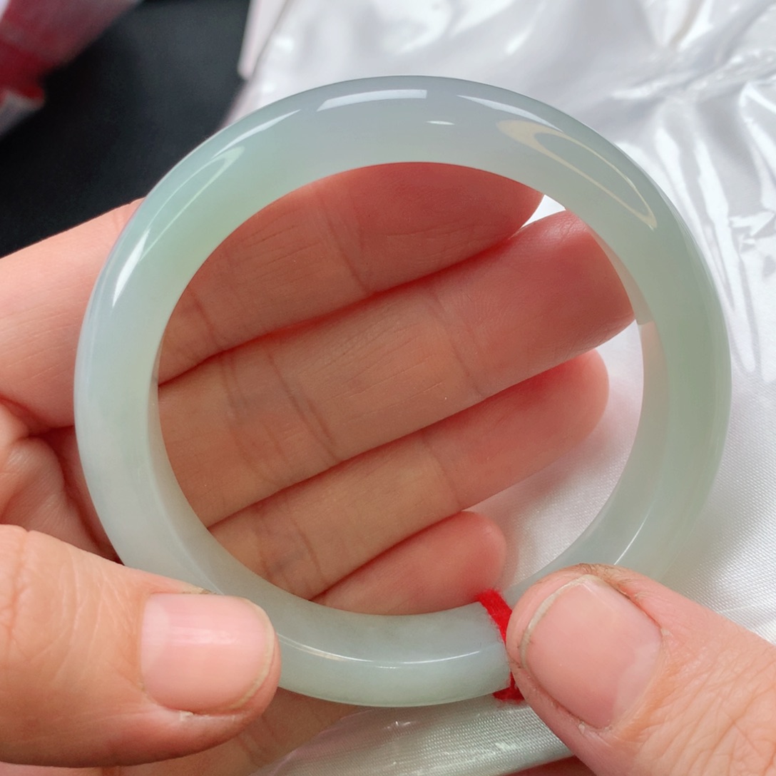 翡翠手镯未镶嵌53正