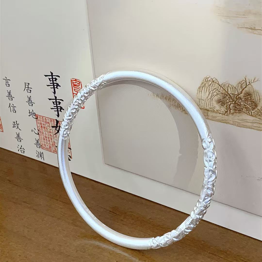 【清仓】实心卷草纹传承古法镯子浮雕气质手工艺百搭经典女款
