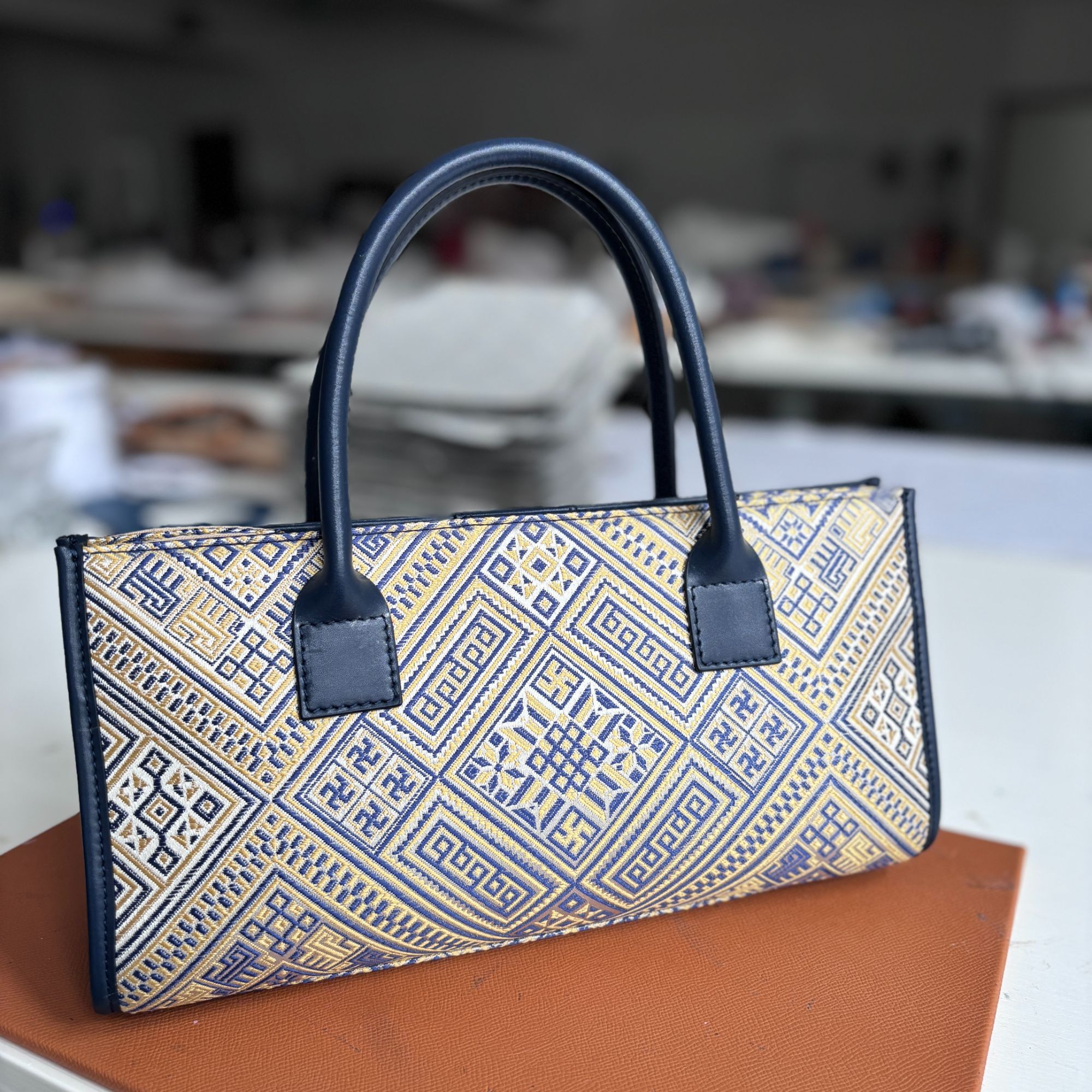 【助农项目】广西非遗壮锦长款休闲复古壮锦手提包手拎包包