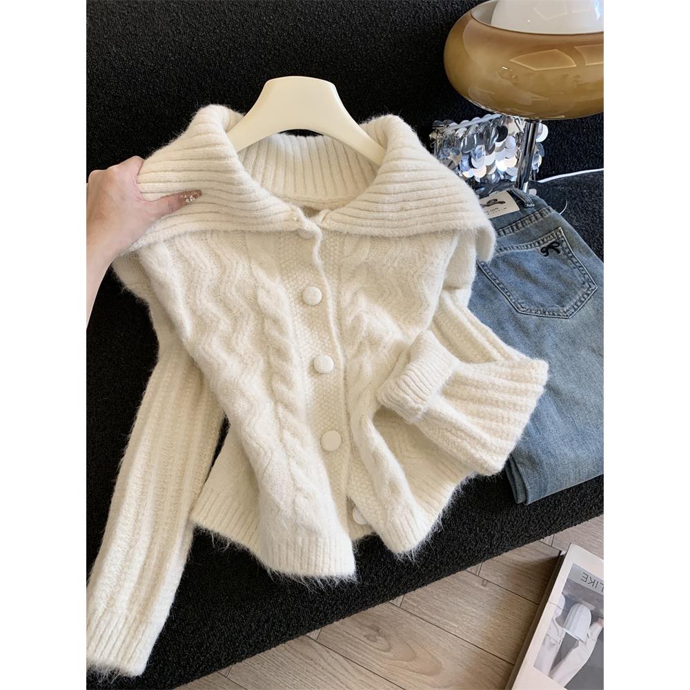 秋冬新款设计感美拉德甜美风加厚翻领针织开衫毛衣外套女