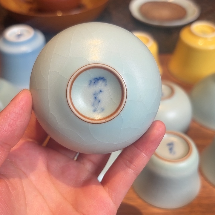 【闪购商品】用****6晓芳窑早期天青开片圆口杯