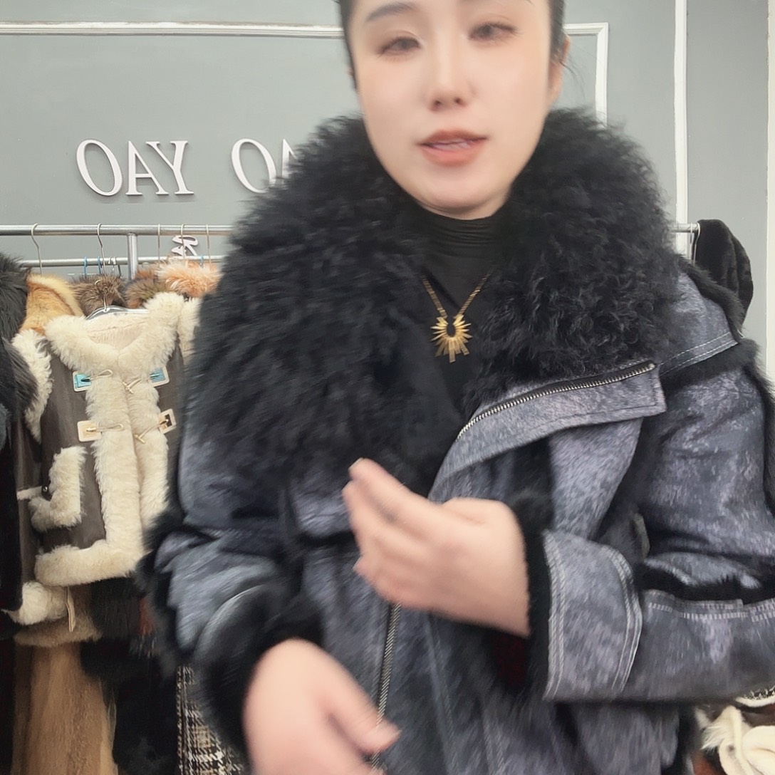 姚小妖家高端皮草