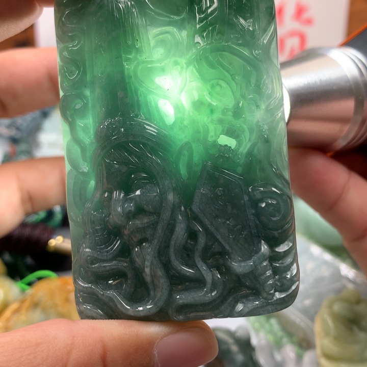 翡翠颈饰未镶嵌保真天然A货翡翠