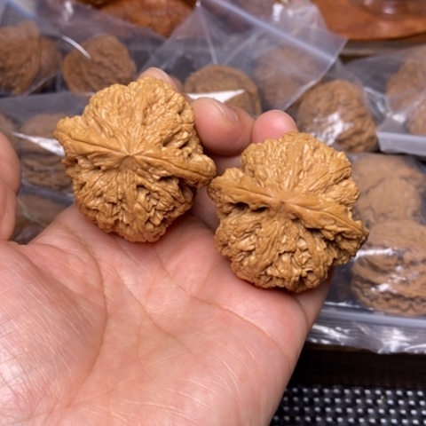 文玩核桃把件大粗筋47