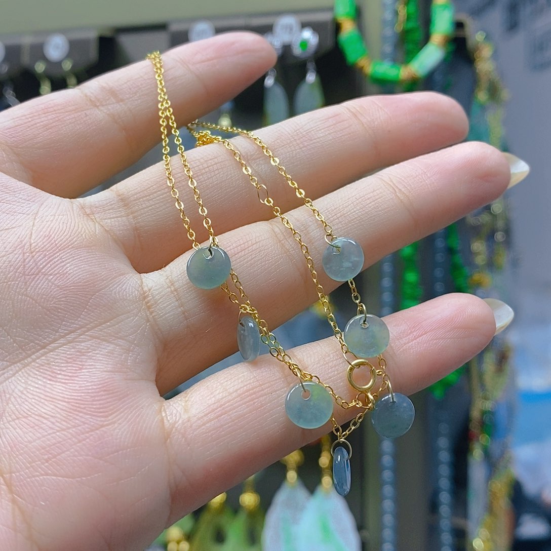 颈饰未镶嵌翡翠翡翠