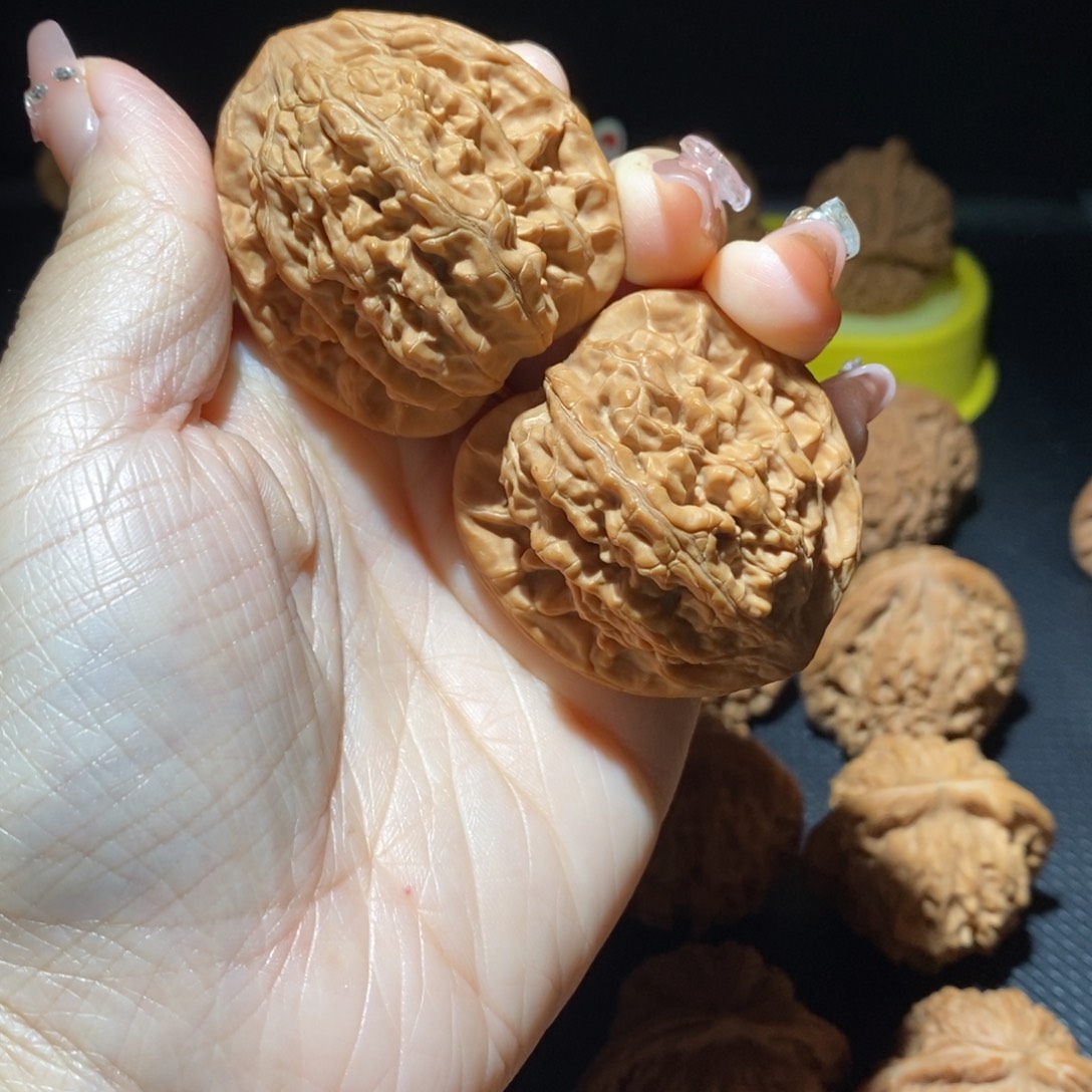 把件文玩核桃望月