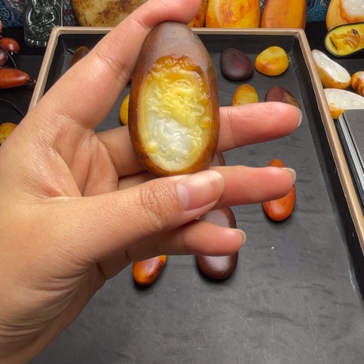 S***.和田玉未镶嵌颈饰