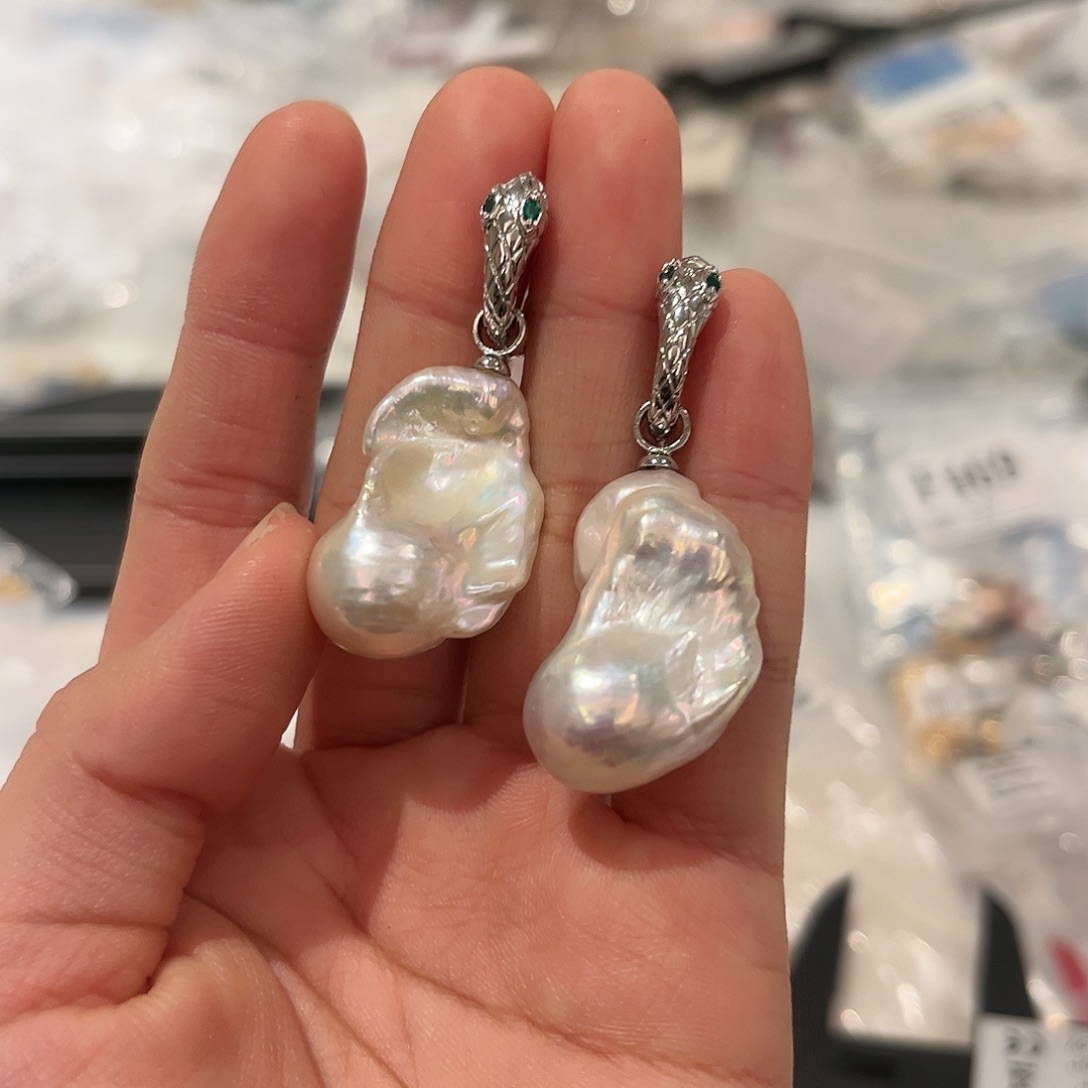 淡水珍珠耳饰合金