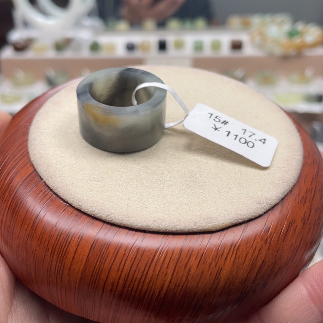 和田玉戒圈未镶嵌?****°17.4