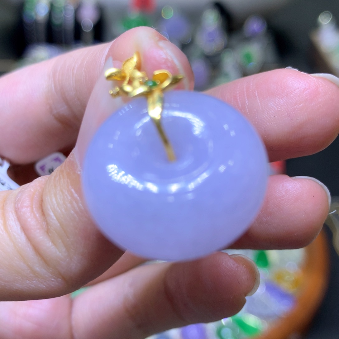 【闪购商品】翡翠颈饰18K金镶嵌翡翠吊坠项链