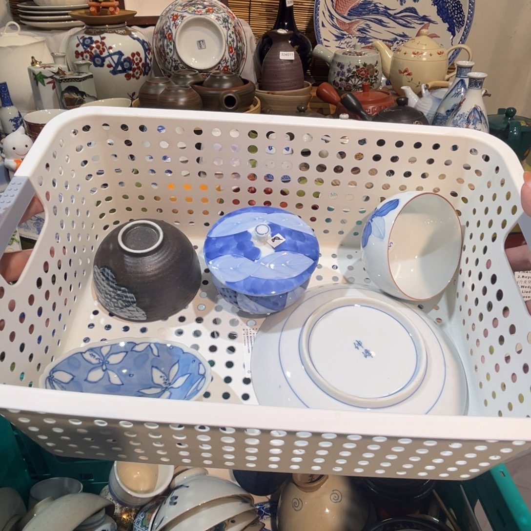 玉***净其他散瓷，默认微瑕，完美者慎拍