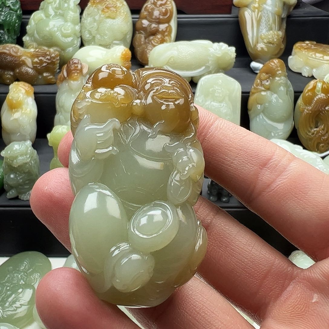 和田玉未镶嵌挂件