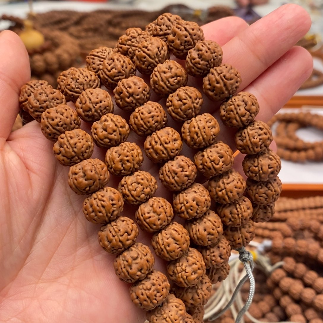 大****吊坠金刚菩提老树王手持卡13➕