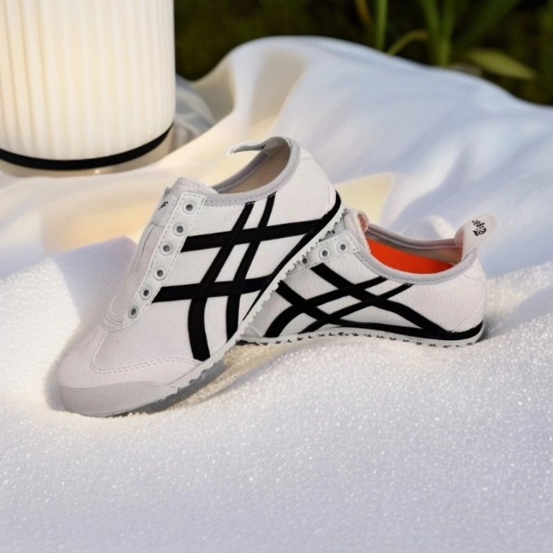 【新款配色】春夏款踩脚帆布鞋阿甘鞋运动鞋白黑色