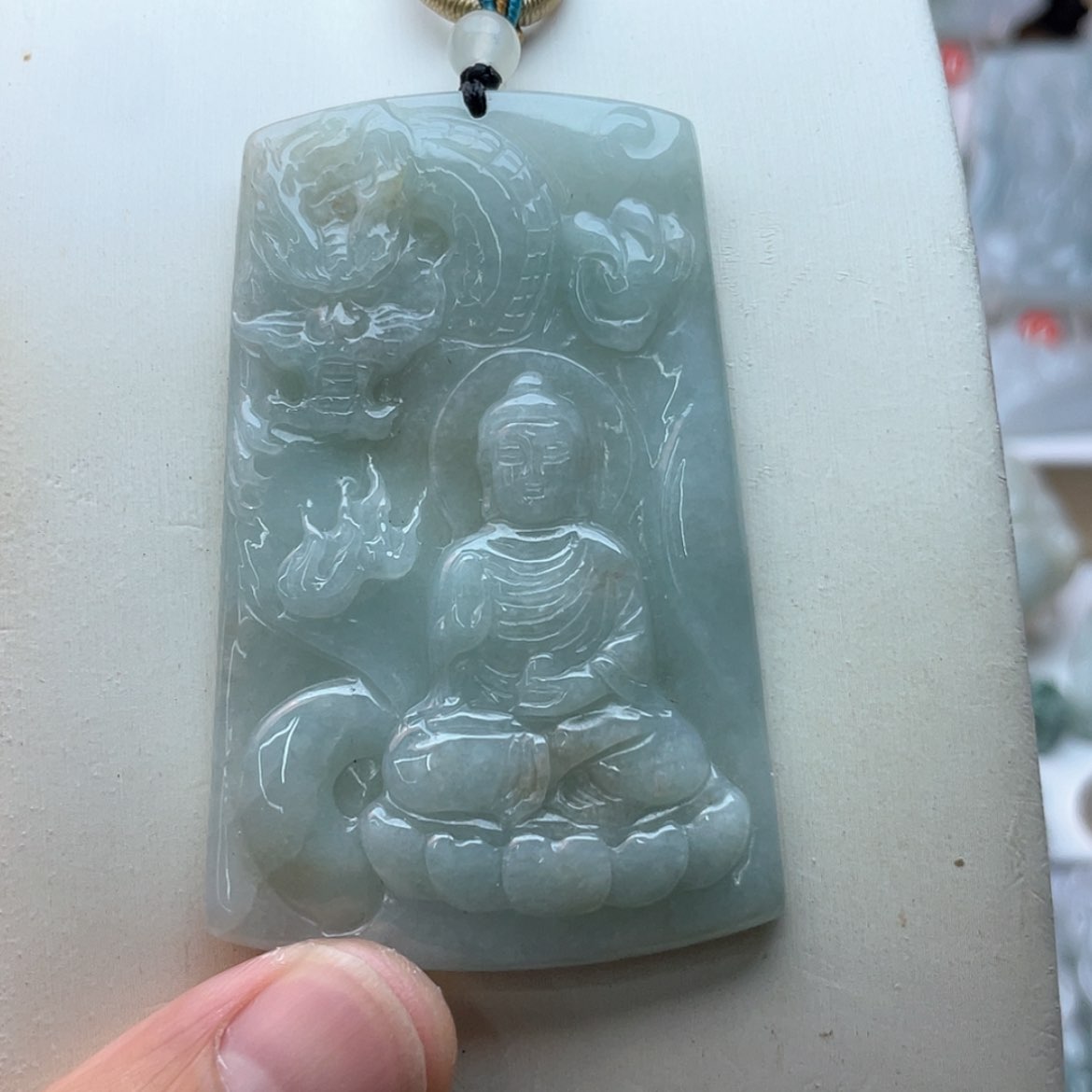 【闪购商品】翡翠未镶嵌颈饰大日如来