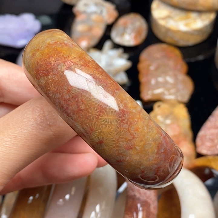 硅化珊瑚（珊瑚玉）手镯未镶嵌53.5