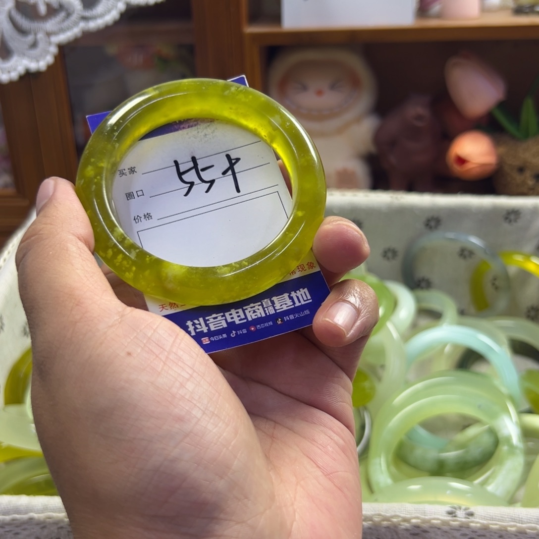 未镶嵌蛇纹石玉手镯609