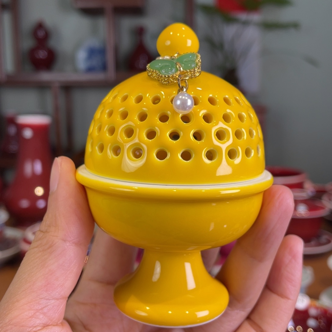 清欢雅玩原矿帝王黄小香炉