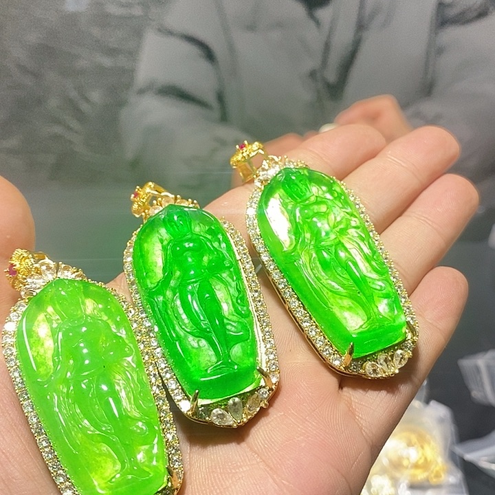 翡翠颈饰未镶嵌价格