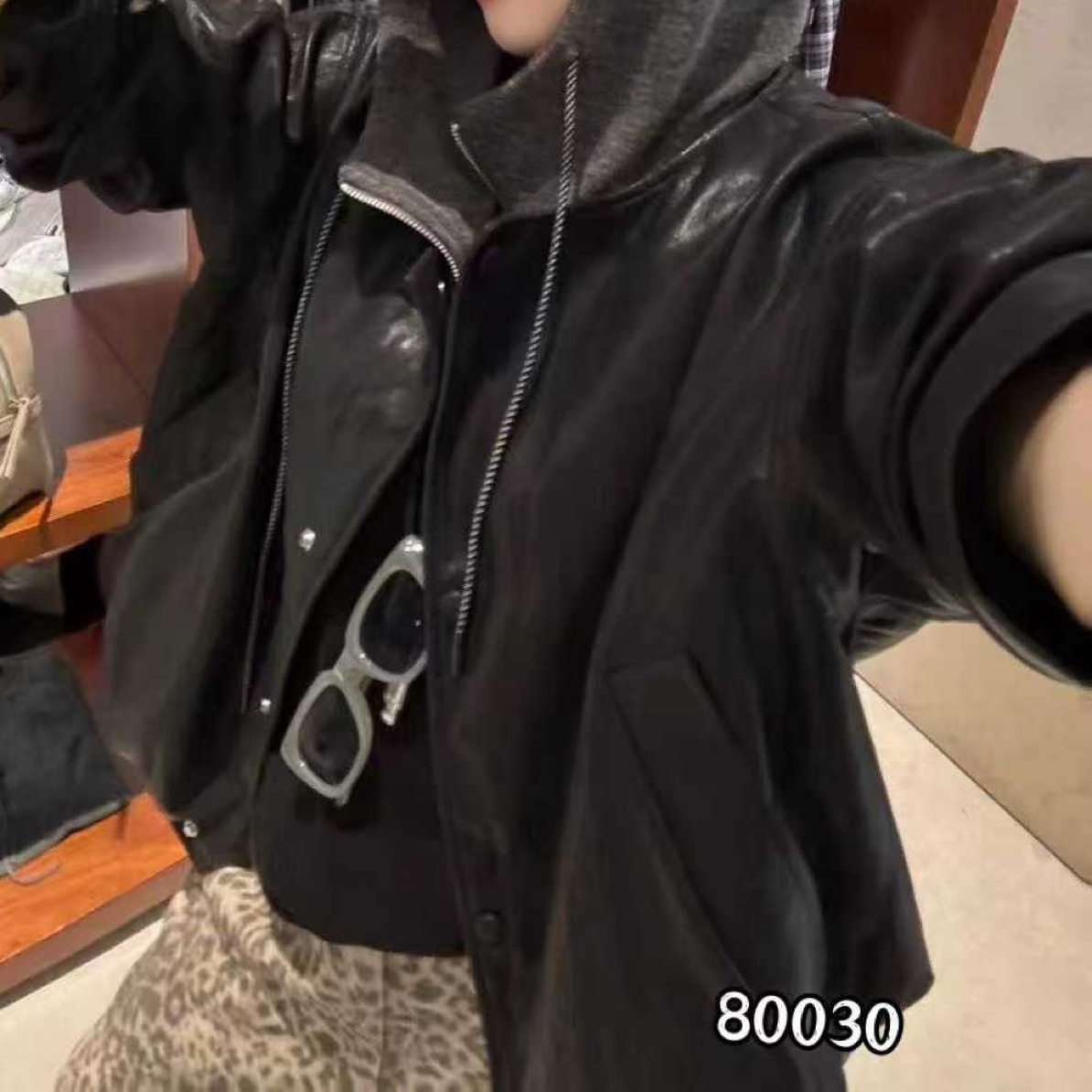 连帽皮衣纽扣水洗皮短款宽松型夹克短外套立领黑色