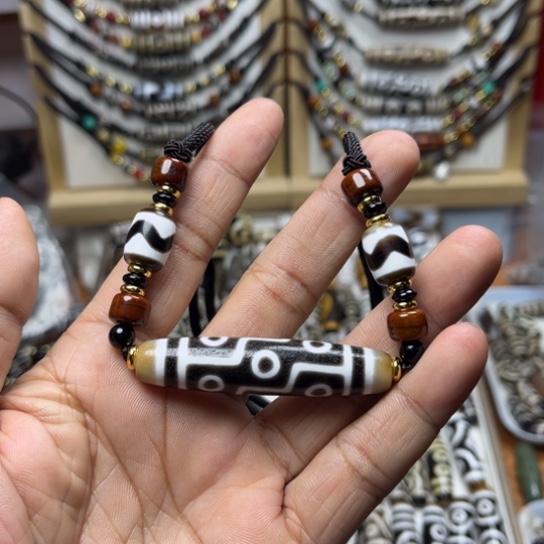 栗****玛瑙/玉髓未镶嵌颈饰