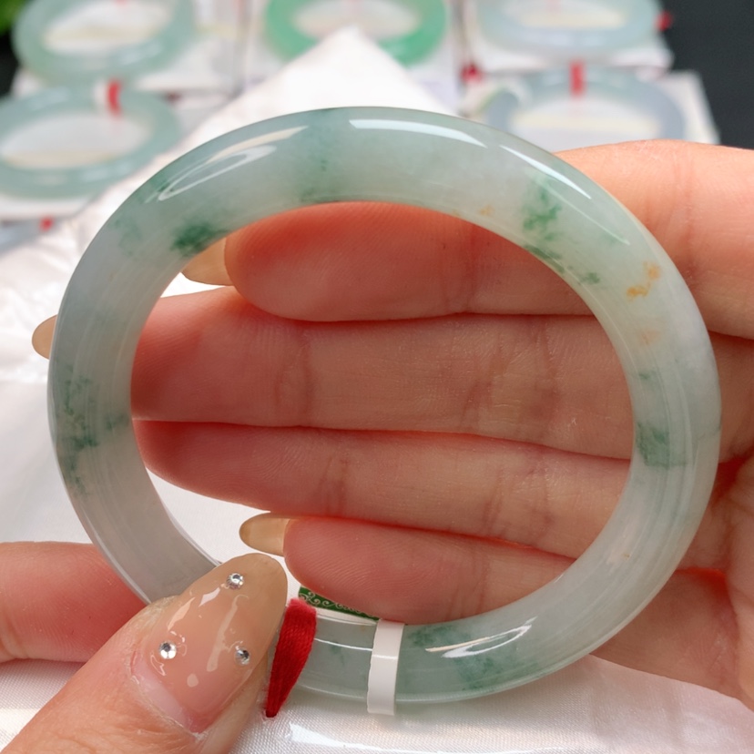 【闪购商品】翡翠手镯未镶嵌天然翡翠手镯