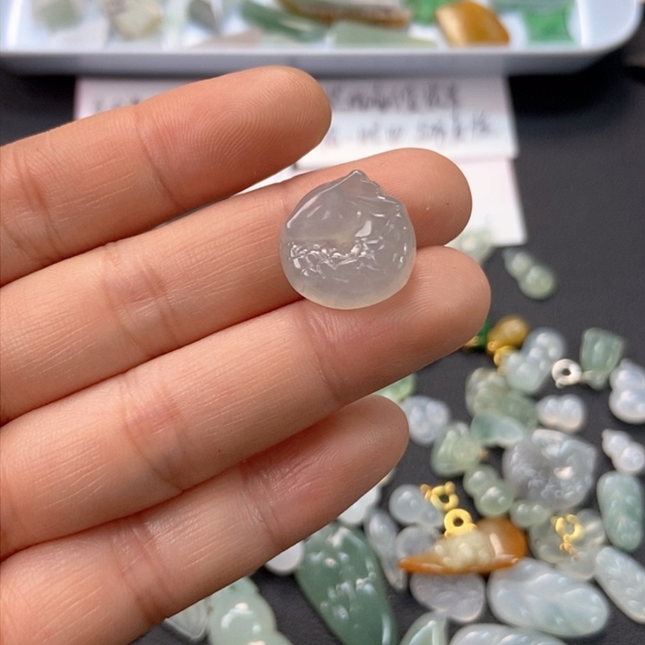 翡翠颈饰未镶嵌@***杜