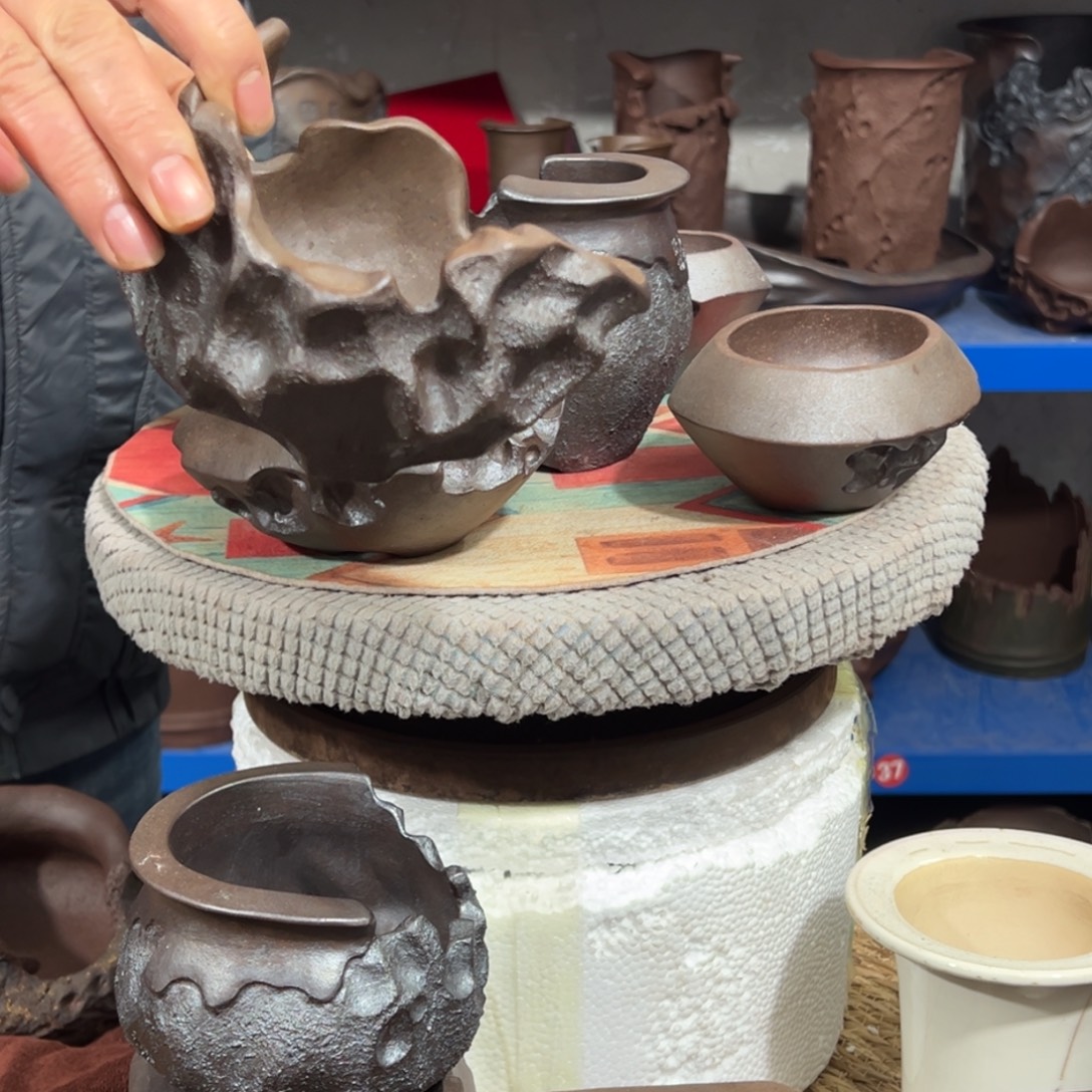 花盆紫砂全手工制作工艺精湛