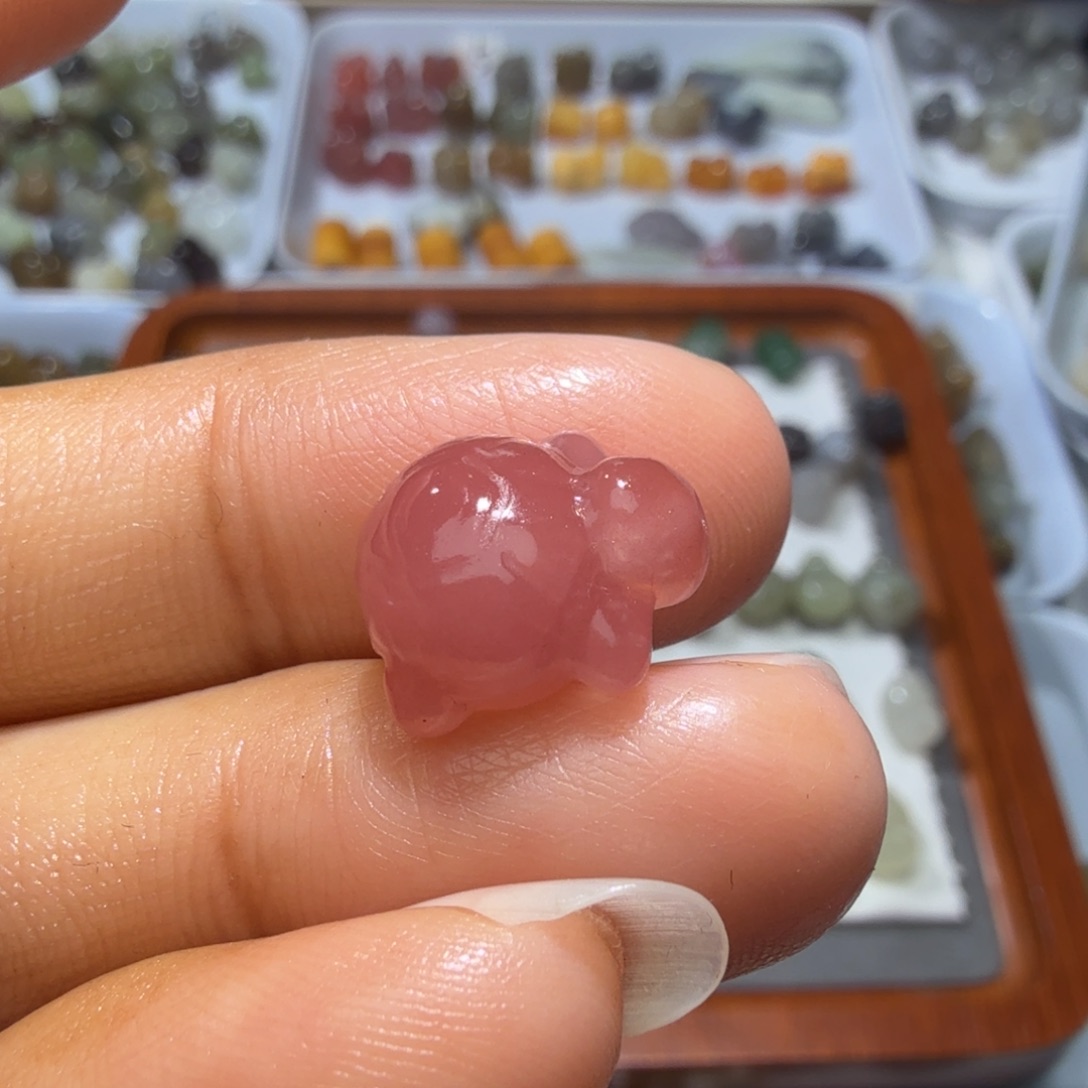 和田玉未镶嵌珠宝奇石