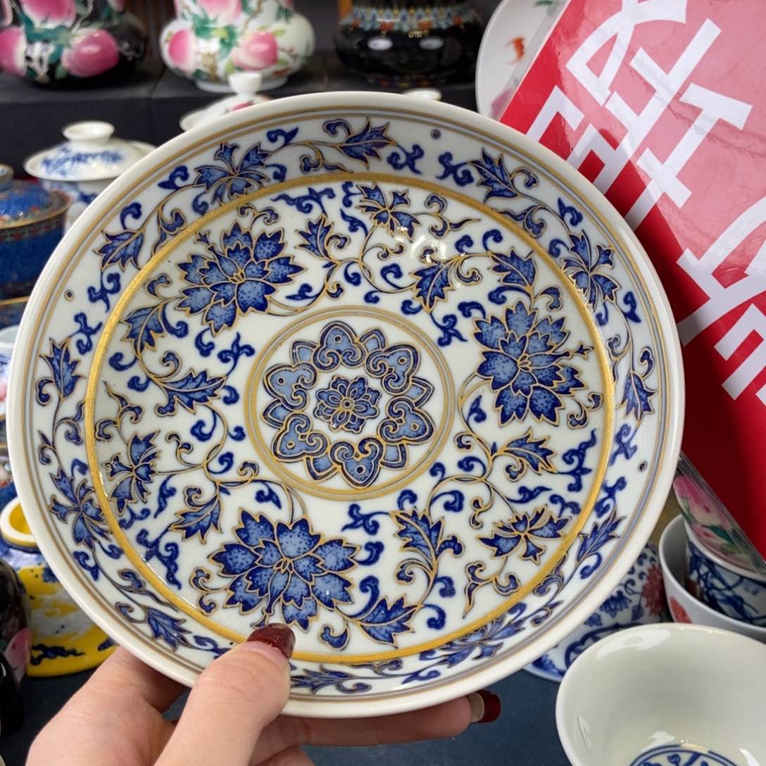 杯陶瓷艺术艺术中心的设计师设计