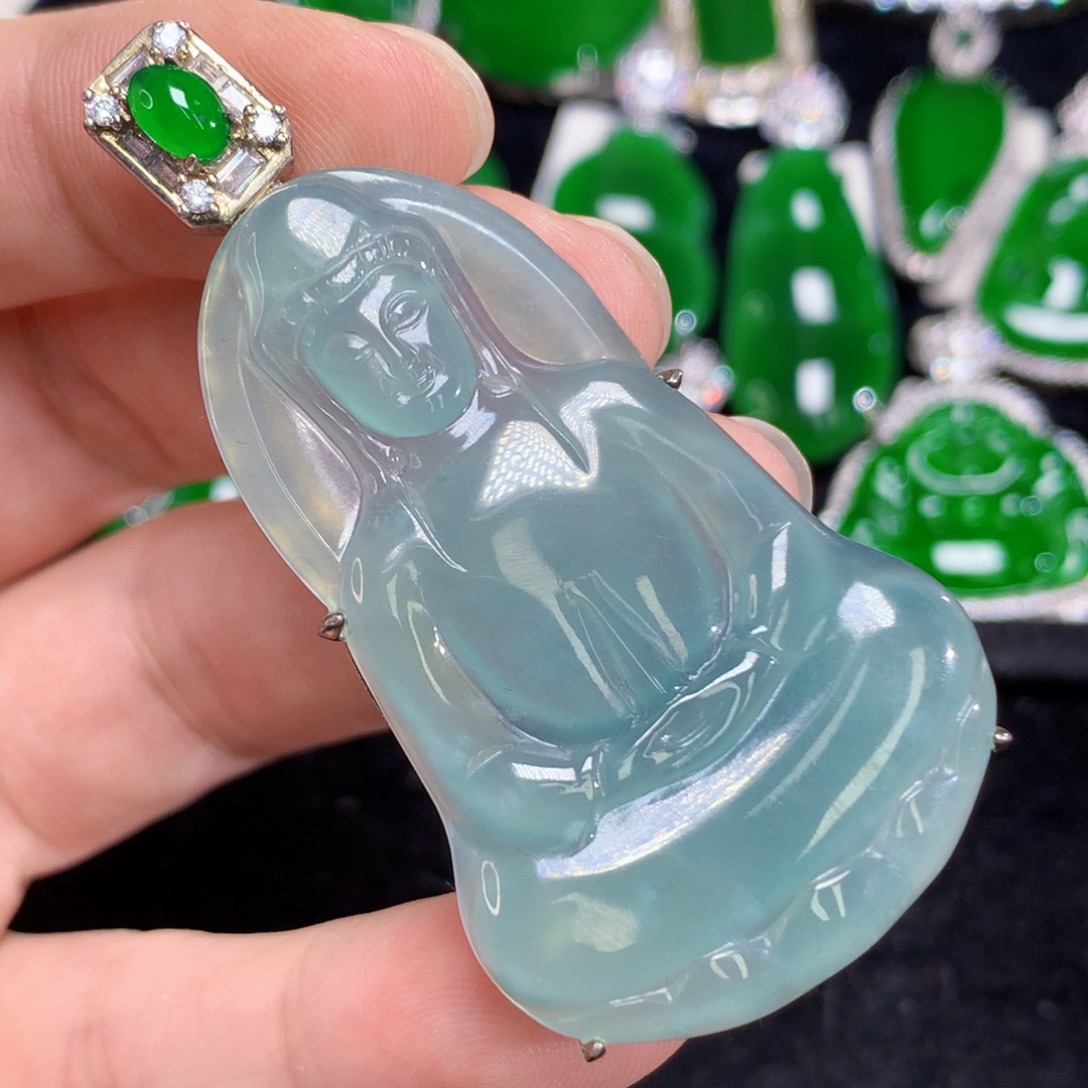 翡翠未镶嵌颈饰翡翠