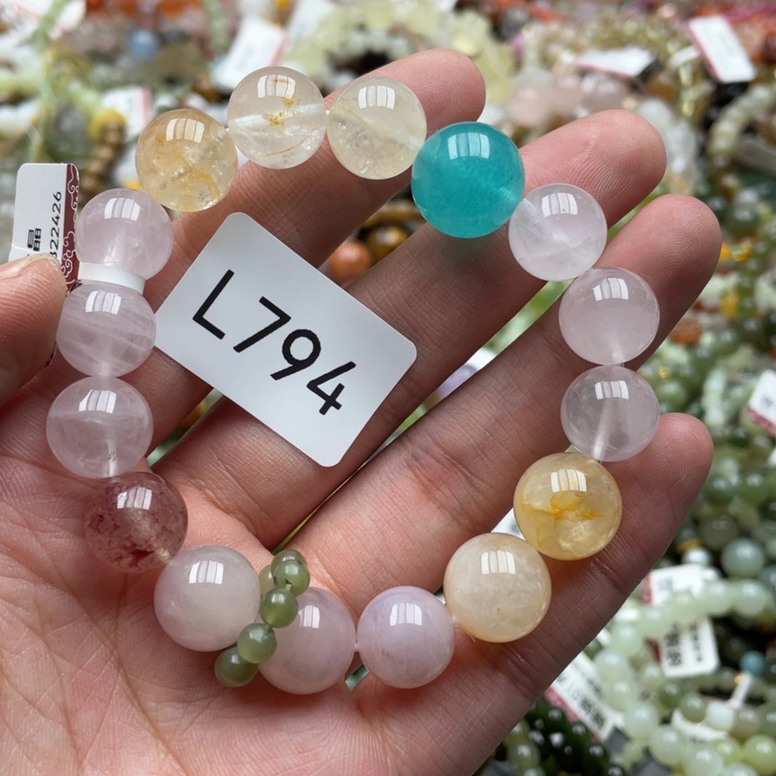 未镶嵌手链水晶多样性