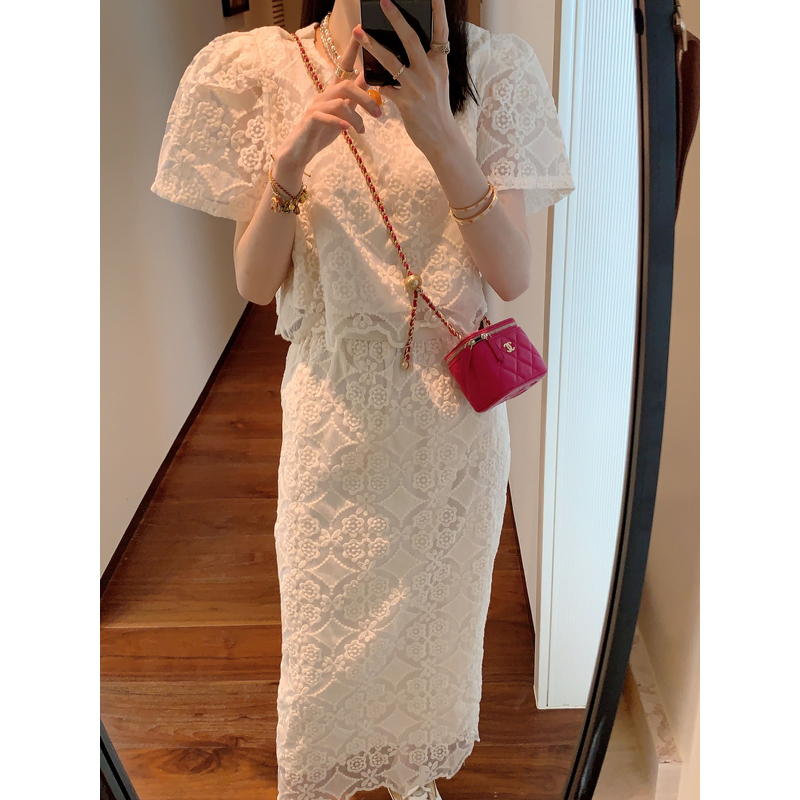 【张静芝】重工刺绣欧根纱花朵上衣+包臀半身裙套装