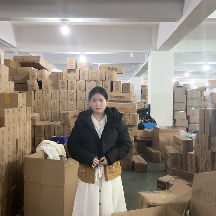 黑色鹿家辣妹6码 120斤