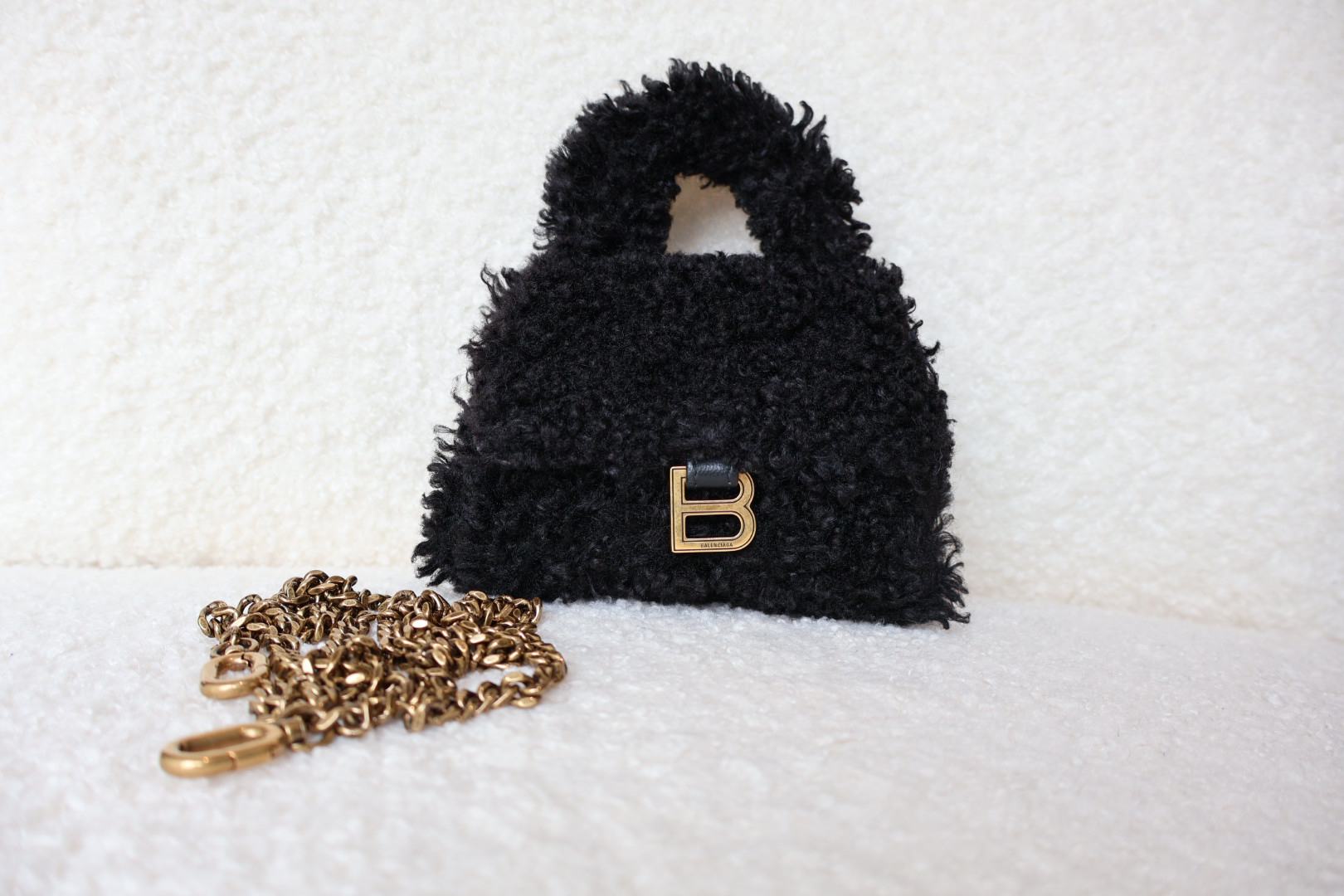 99新 Balenciaga/巴黎世家 奢品阁/毛绒沙漏/xxs号黑金毛绒