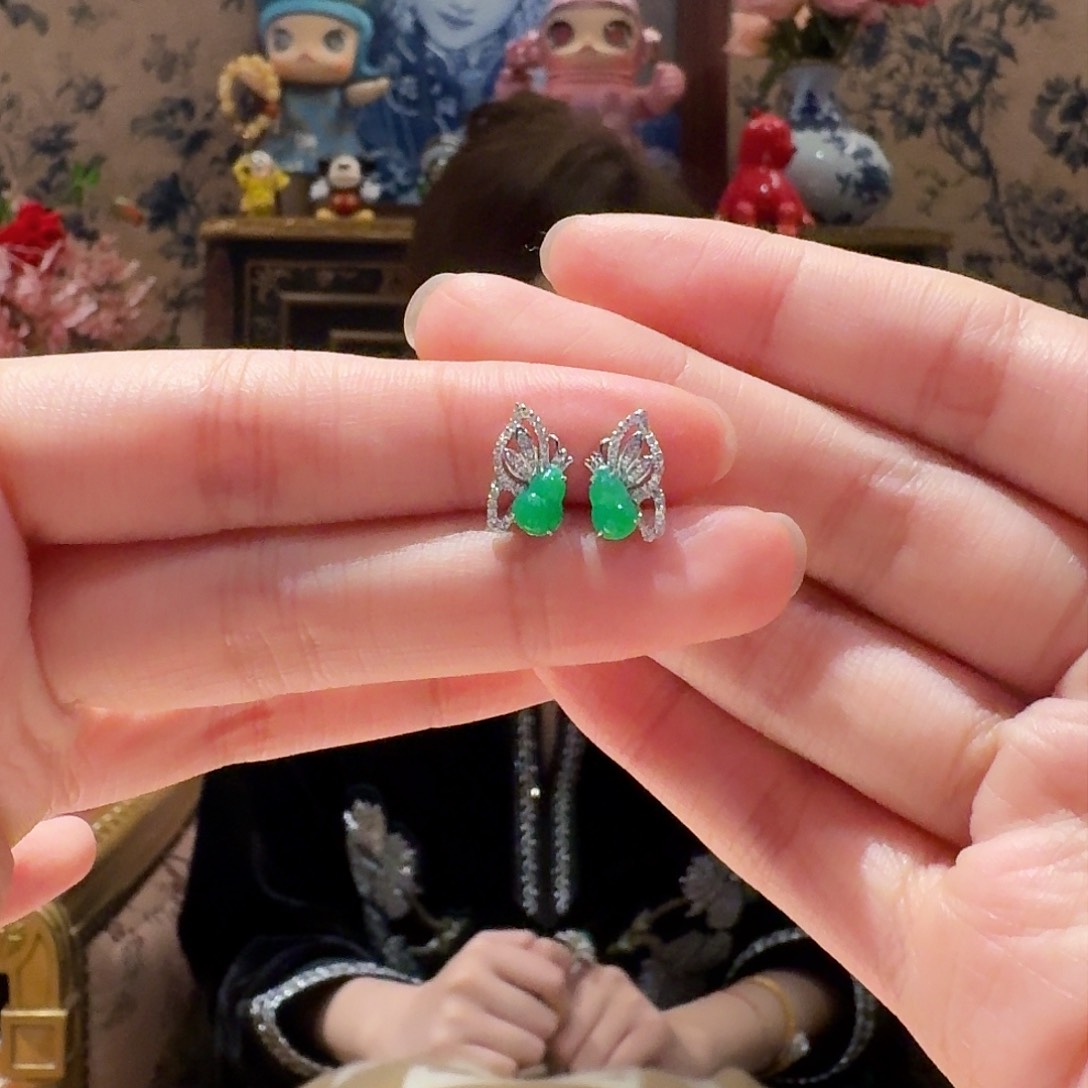 翡翠耳饰18K金镶嵌耳饰