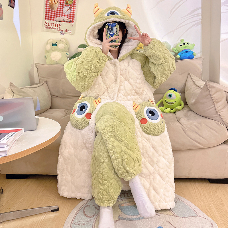 睡衣女冬季珊瑚绒加厚三层夹棉睡袍冬天新款大眼仔可爱连帽家居服