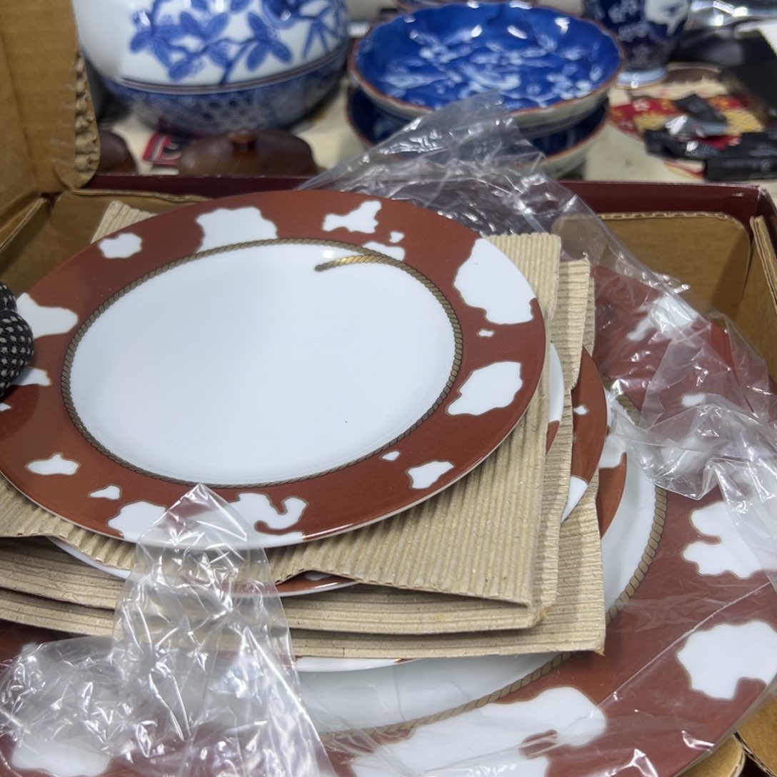 一大四小陶瓷厂的工