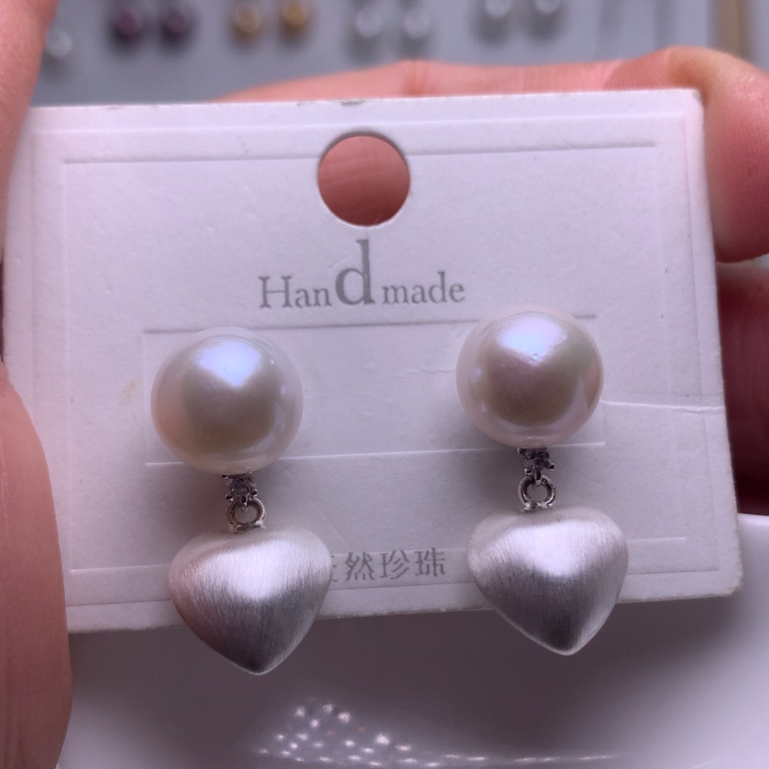 未镶嵌耳饰淡水珍珠