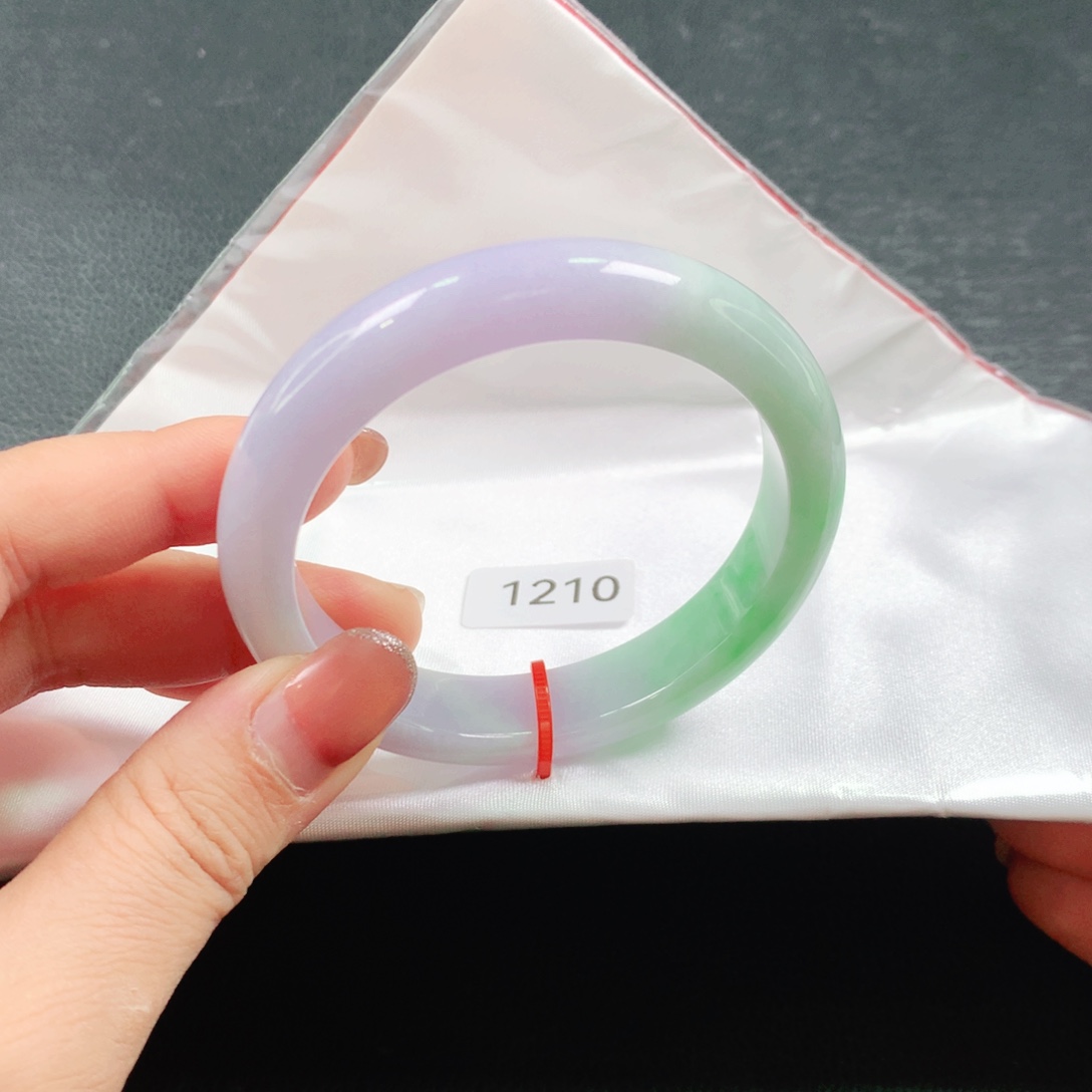 翡翠未镶嵌手镯春彩半山水03