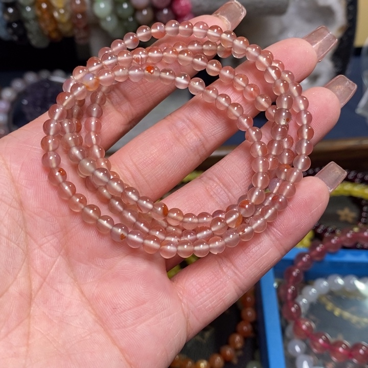 南红玛瑙手串未镶嵌