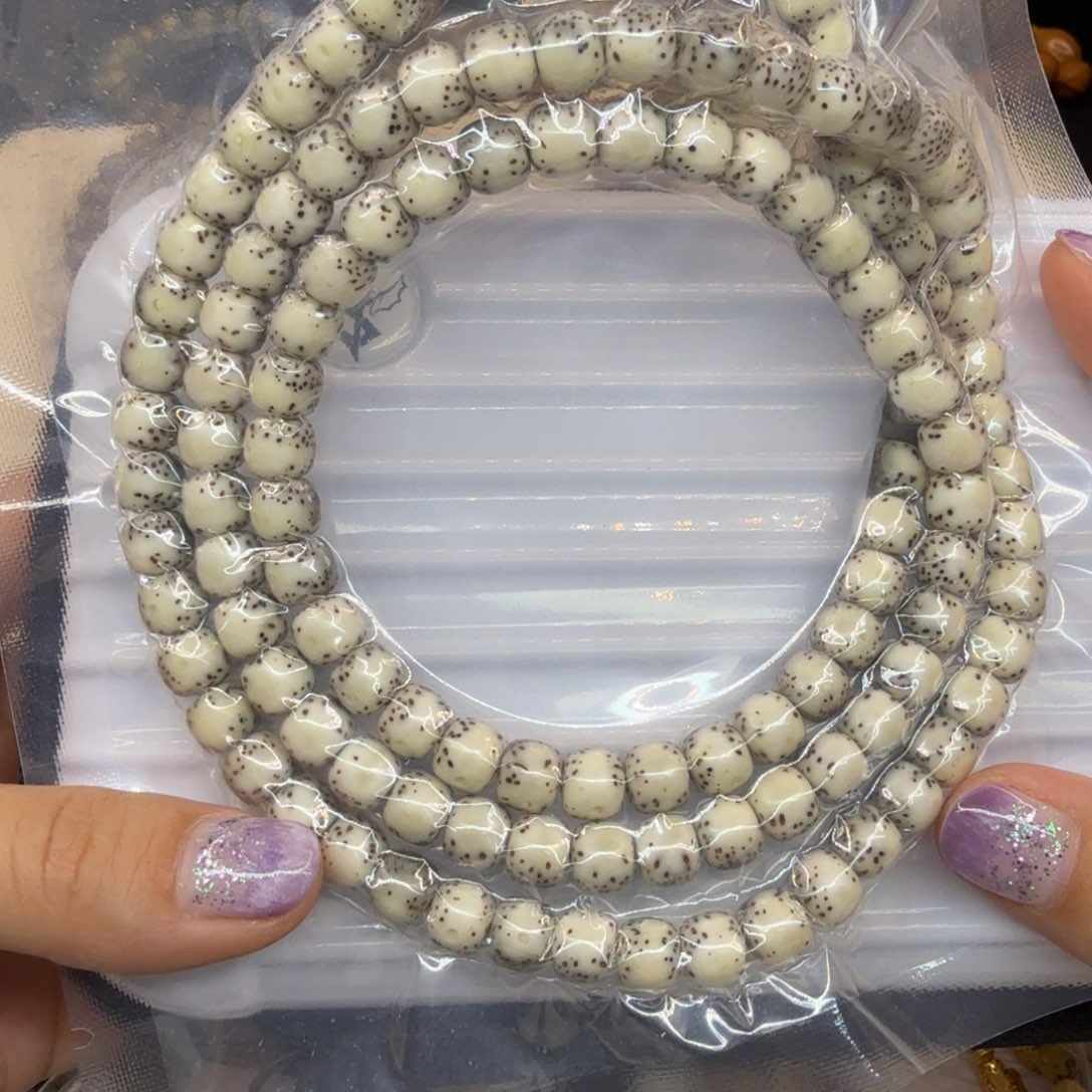 星月菩提吊坠，一物一图8×7石玉通体脖挂