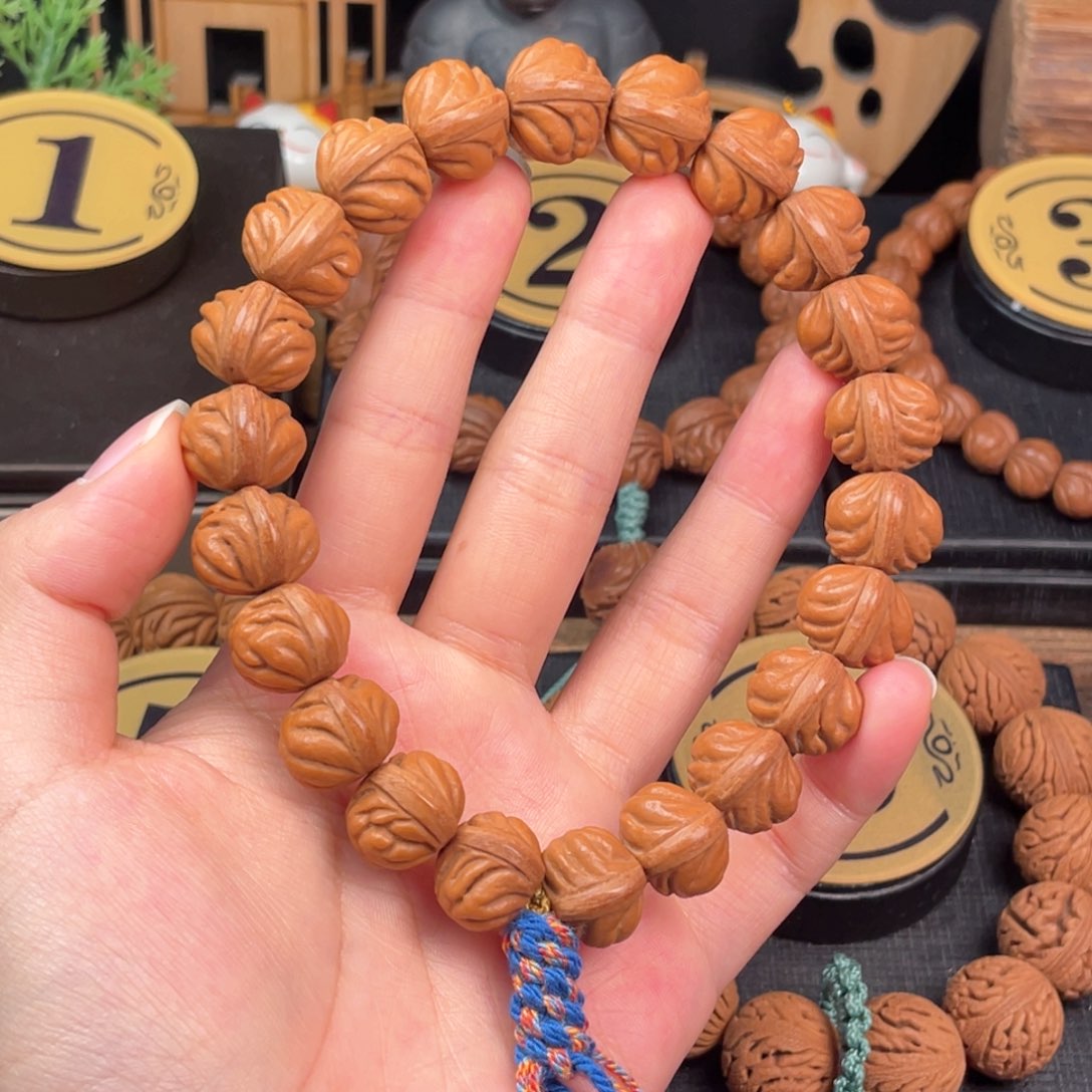 吊坠桃核苦**来玉龙脊15手持流苏款